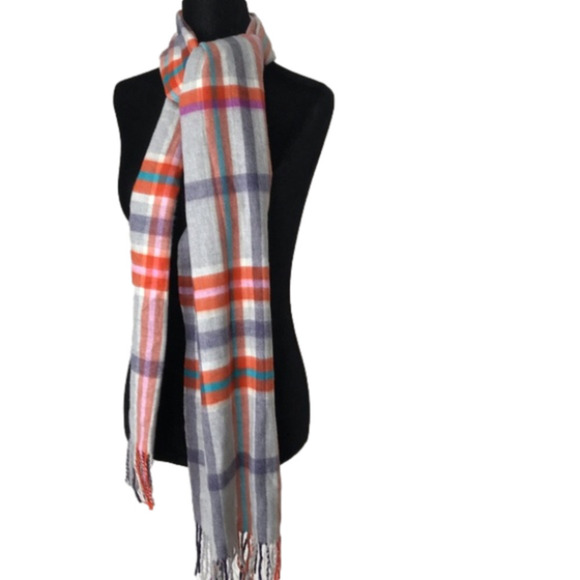 CASHMINK plaid scarf. - Picture 1 of 7